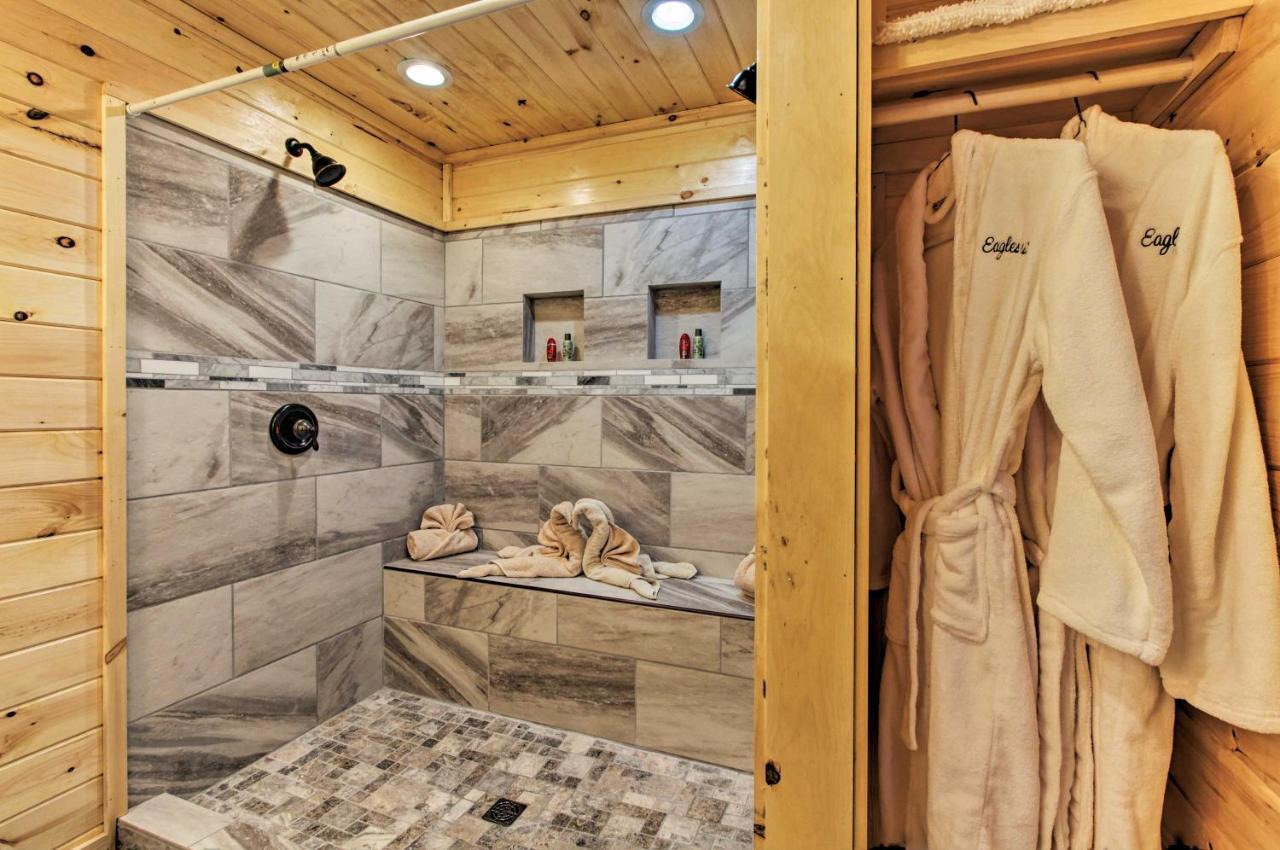 Sevierville Cabin With Private Hot Tub And Fireplace! المظهر الخارجي الصورة